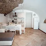 Corte Isabel Appartement *