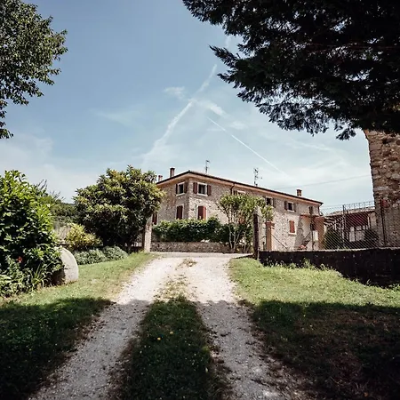 Corte Isabel Costermano