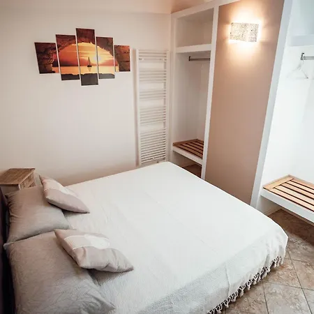 Corte Isabel * Costermano