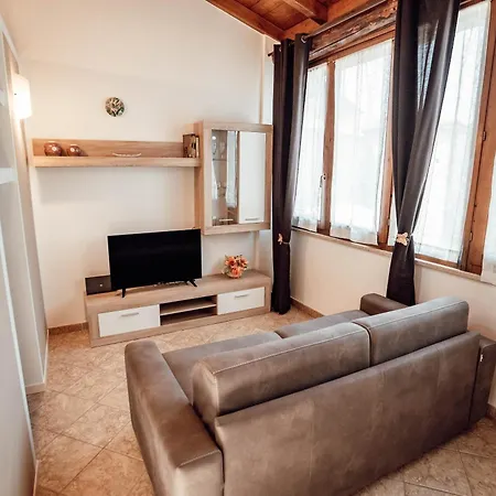 Corte Isabel Lejlighed Costermano