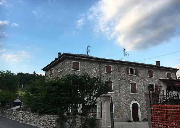 Corte Isabel * Costermano