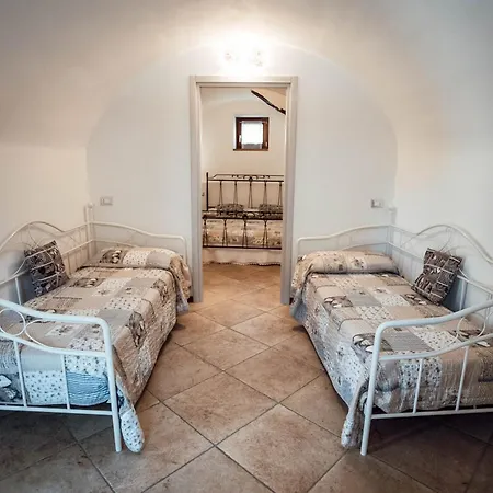 Апартаменты Corte Isabel Костермано